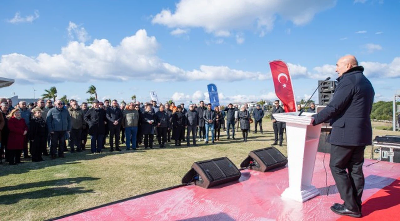 Başkan Soyer: Büyüklerimize gönül borcumuzun ifadesi