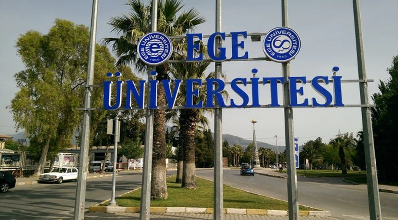 İzmir'de kızını ve kayınvalidesini öldürüp karısını yaralayan akademisyen intihar etti
