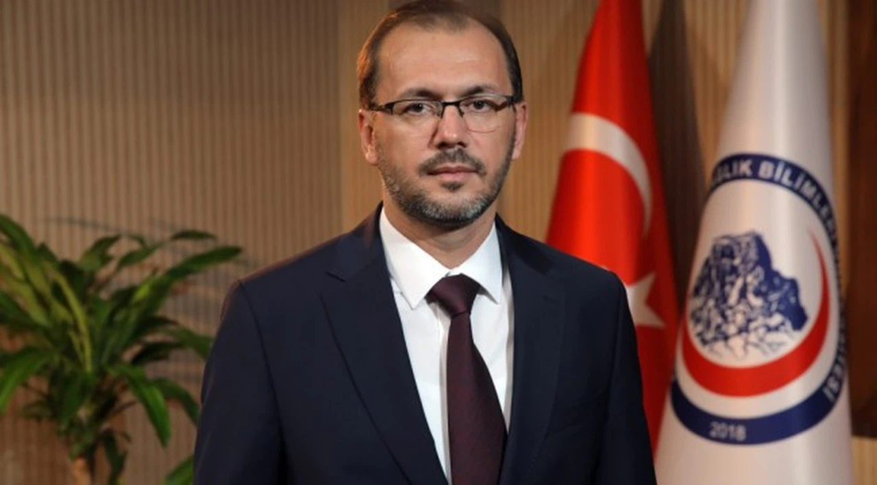 Kendisinin de randevu alamadığını söyleyen rektör: Torpil yaptırıyorum