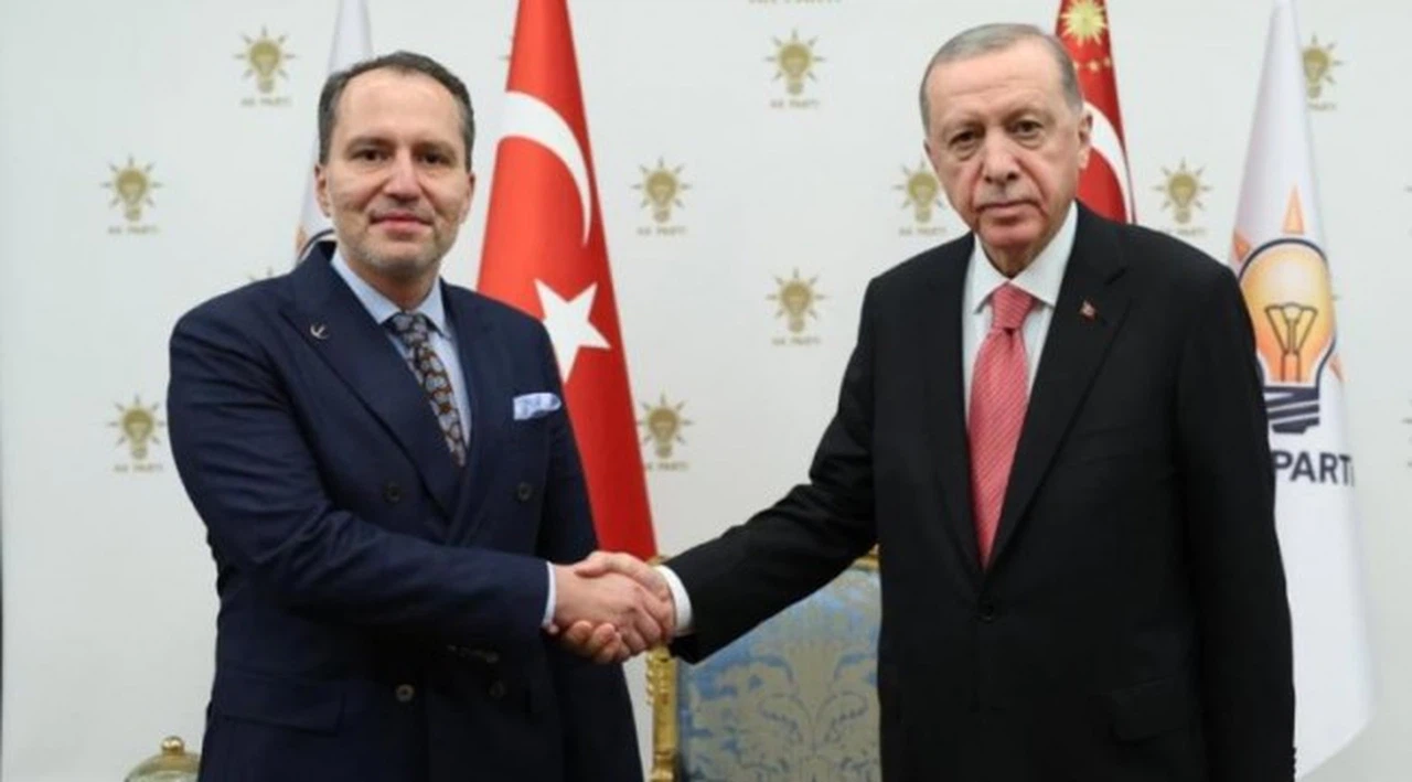 YRP'den AKP'ye eleştiri: 'AK Parti'yi kazandırmak için var olan bir parti değiliz'