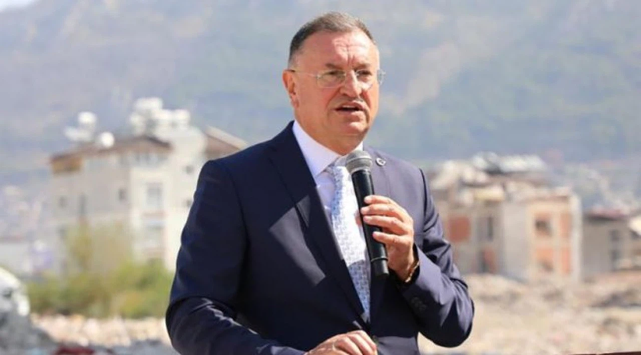 'Adaylığım tartışılmaz Lütfü' yine konuştu: Kirli bir oyun oynanıyor, bakanımıza söz attılar