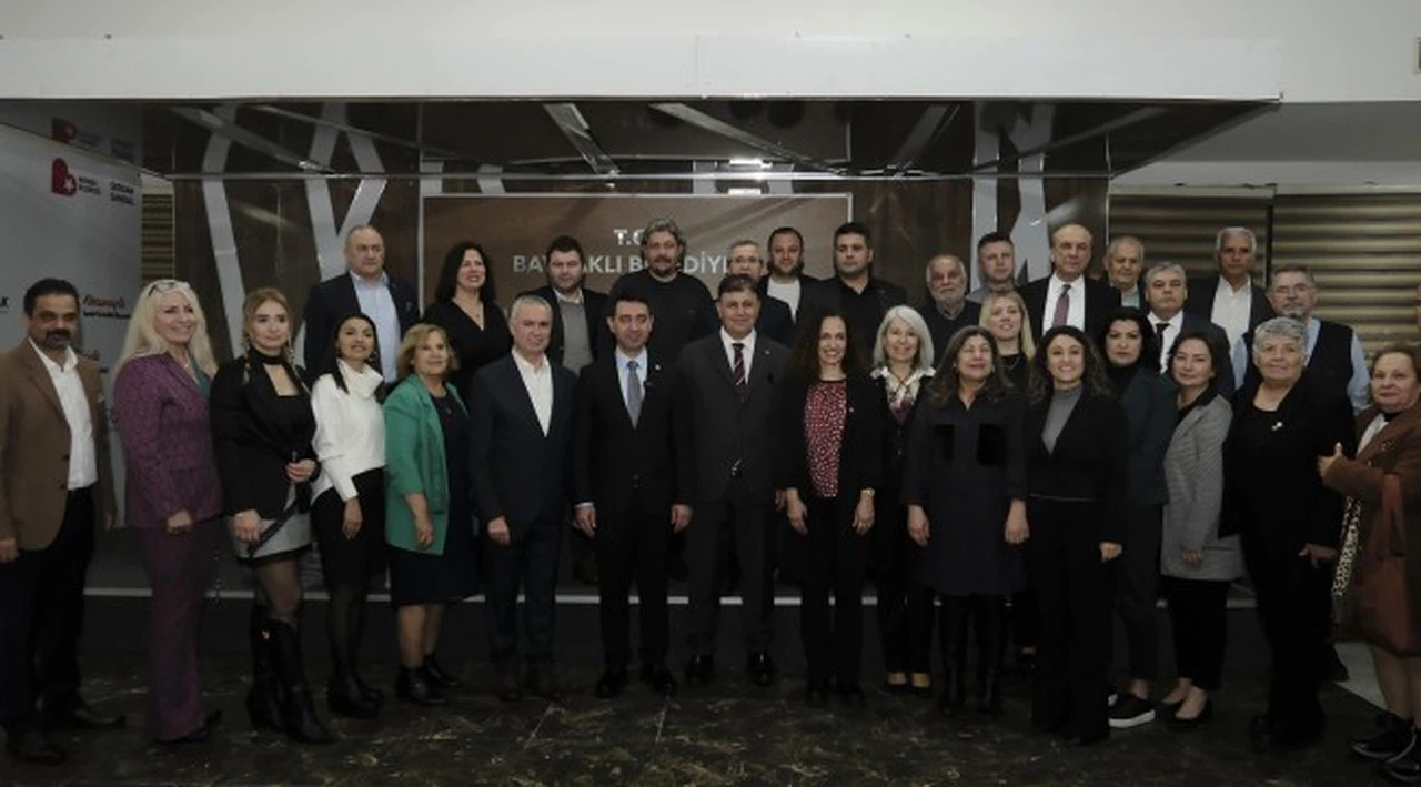 CHP’li İrfan Önal Manisalılarla buluştu: “Aydınlık geleceği hep birlikte kuracağız”