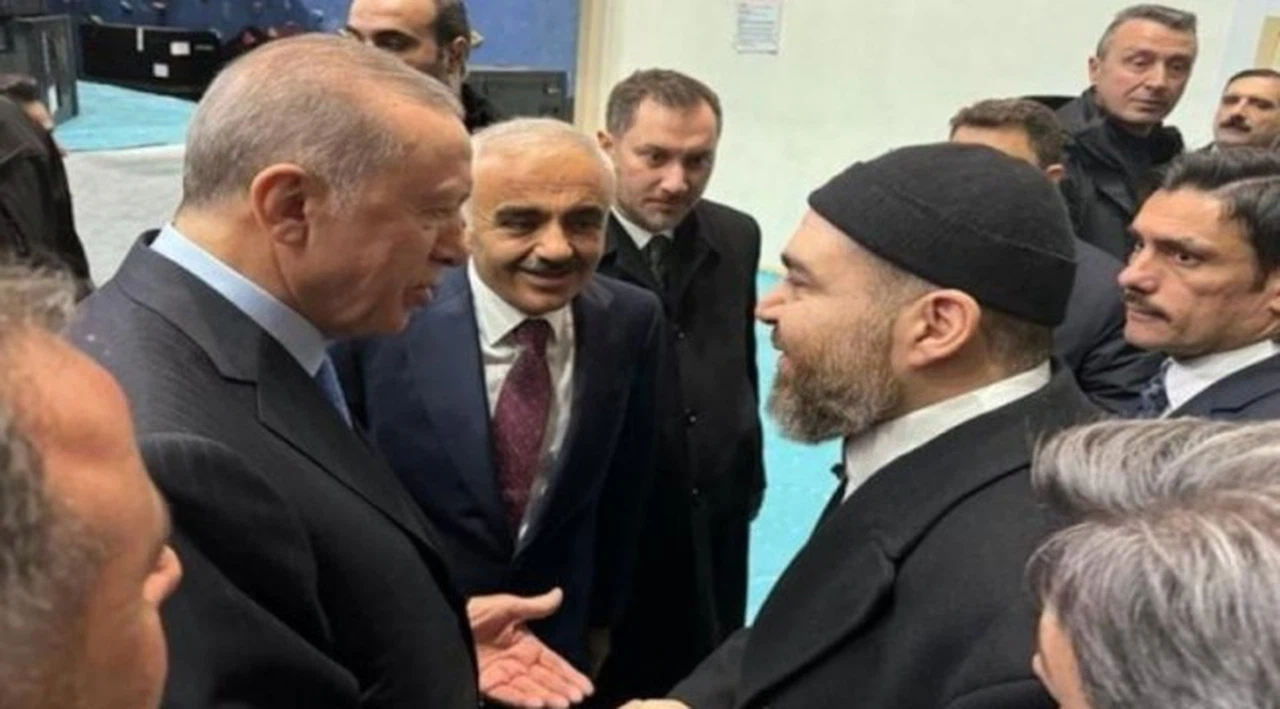 Erdoğan Adıyaman’da Menzil tarikatıyla görüştü