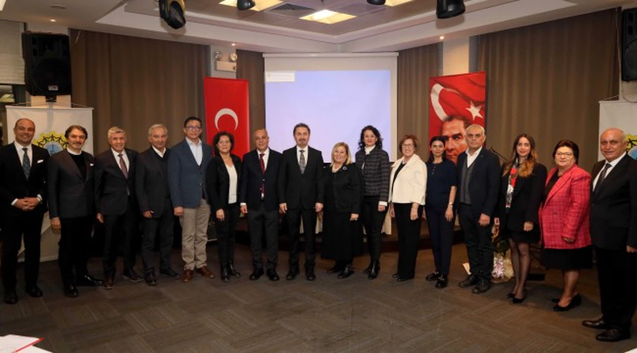 İZSİAD’ın Yeni Başkanı Hüseyin Cengiz