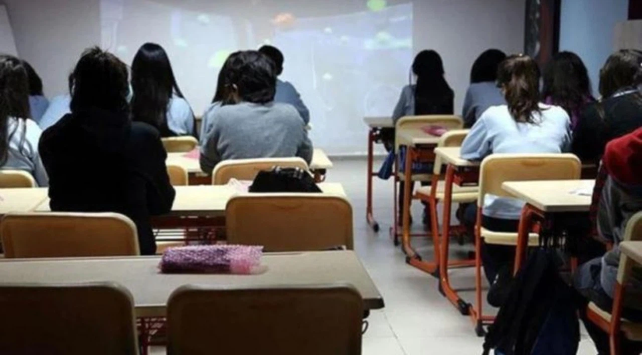 Yaz okulları başlıyor! MEB'den ücretsiz kurslar