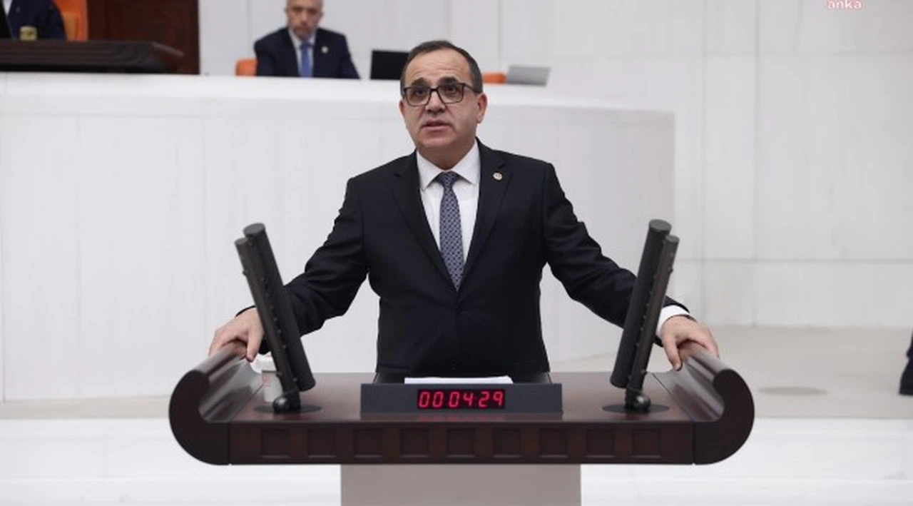 Türker Ateş: “Enflasyonla mücadele artık çok daha zor. Bakan Şimşek’in işaret ettiği 2026 yılında tek haneli enflasyon hayal”