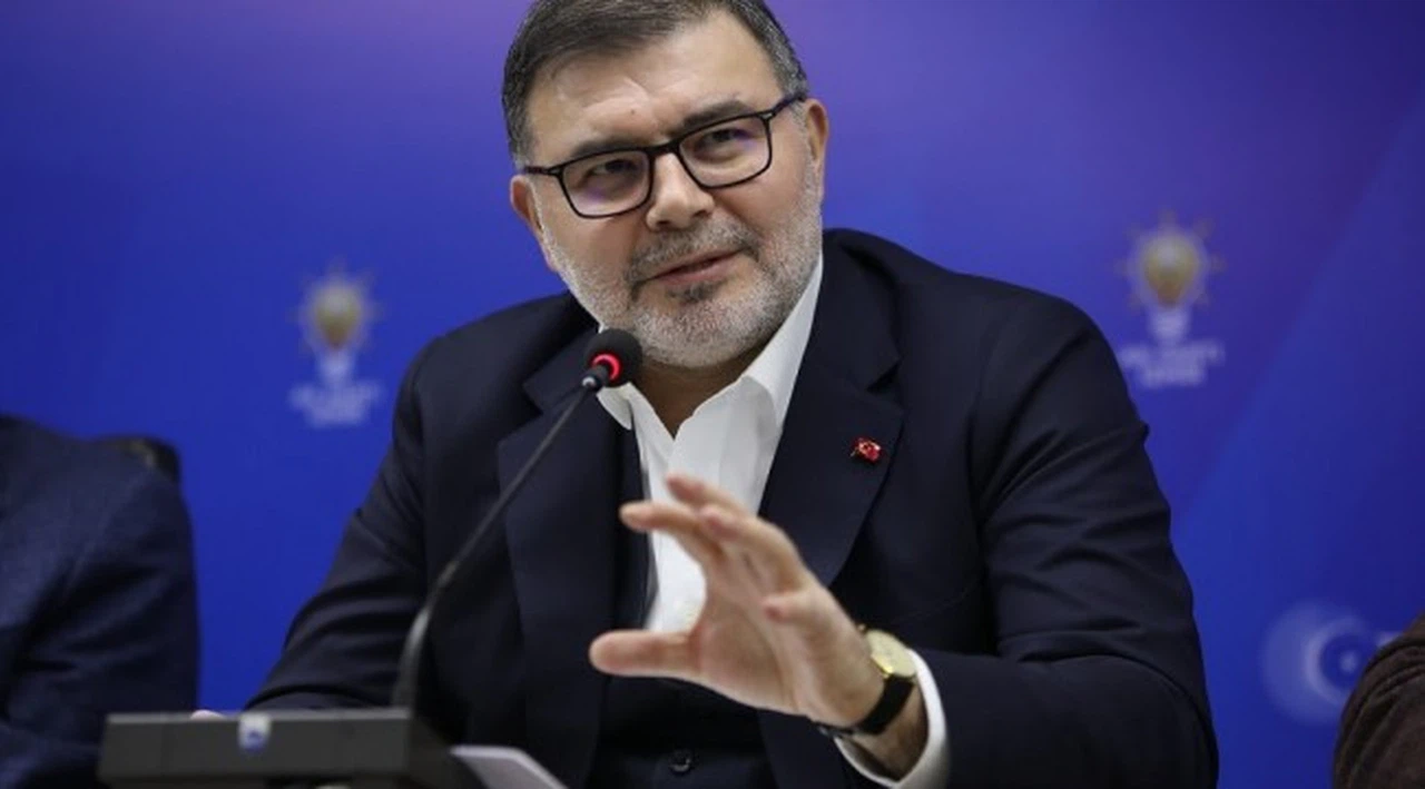 AK Parti İzmir İl Başkanı Bilal Saygılı;  “Büyük konuştukları yerlerden imtihandalar!”