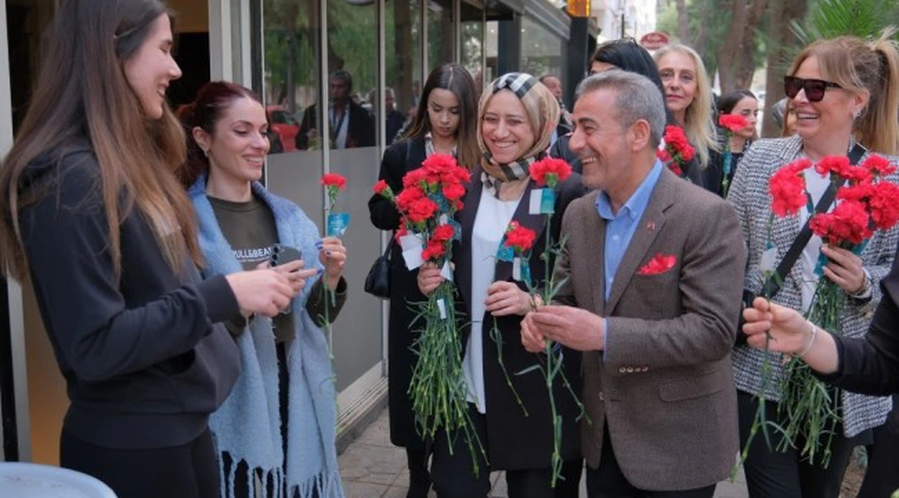 Bornova Belediye Başkan Adayı Cevdet Çayır,  ‘’Kadınların fikirleri, bakış açıları ve deneyimleri, Bornova'yı yaşanabilir bir kent yapacak’’