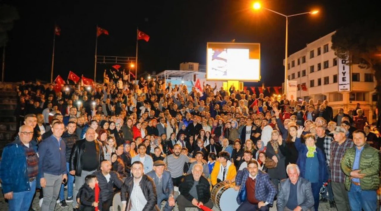 Hüsnü Şenlendirici: Siyaset yapmaya değil, Sadık Başkan ile Bergama’ya hizmet etmeye varım