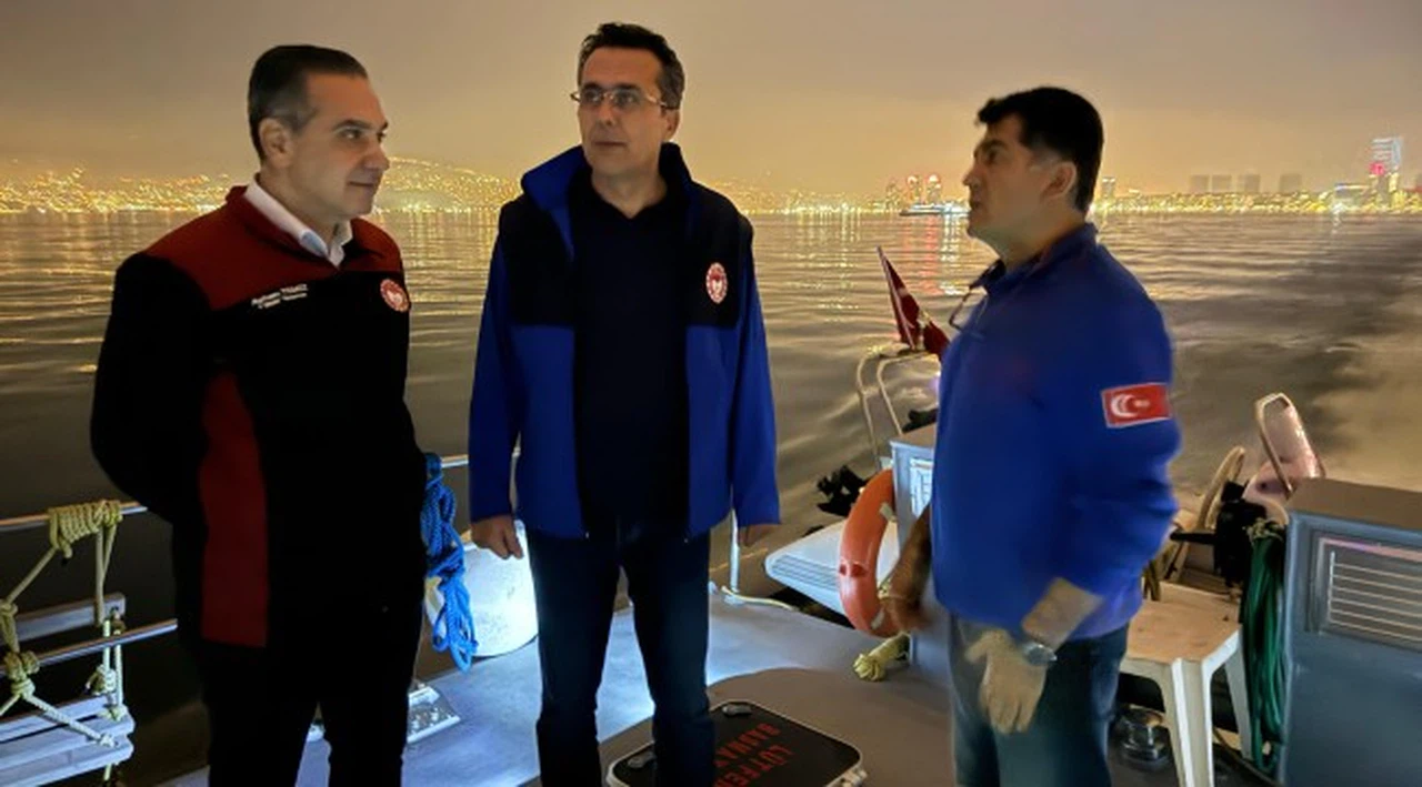 İzmir Körfezi’nde Su Ürünlerinin Korunması için Denetim Çalışmaları Hız Kesmeden Devam Ediyor