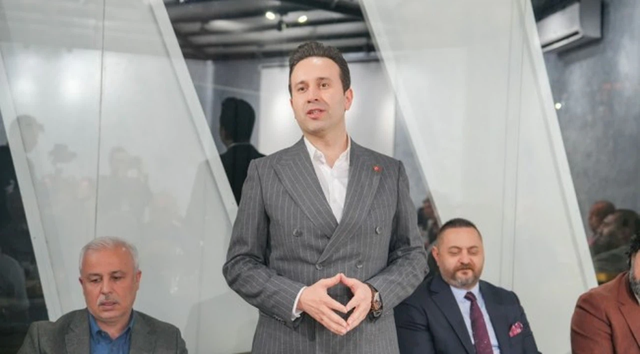 Karşıyaka’nın önde gelen isimleri Çiftçioğlu’nun davetinde buluştu