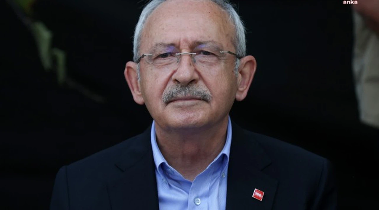 KEMAL KILIÇDAROĞLU: “CUMHURİYET’İN RUHUNA VE DEVRİMLERİNE SAHİP ÇIKAN BÜTÜN VATAN EVLATLARINA SELAM OLSUN”