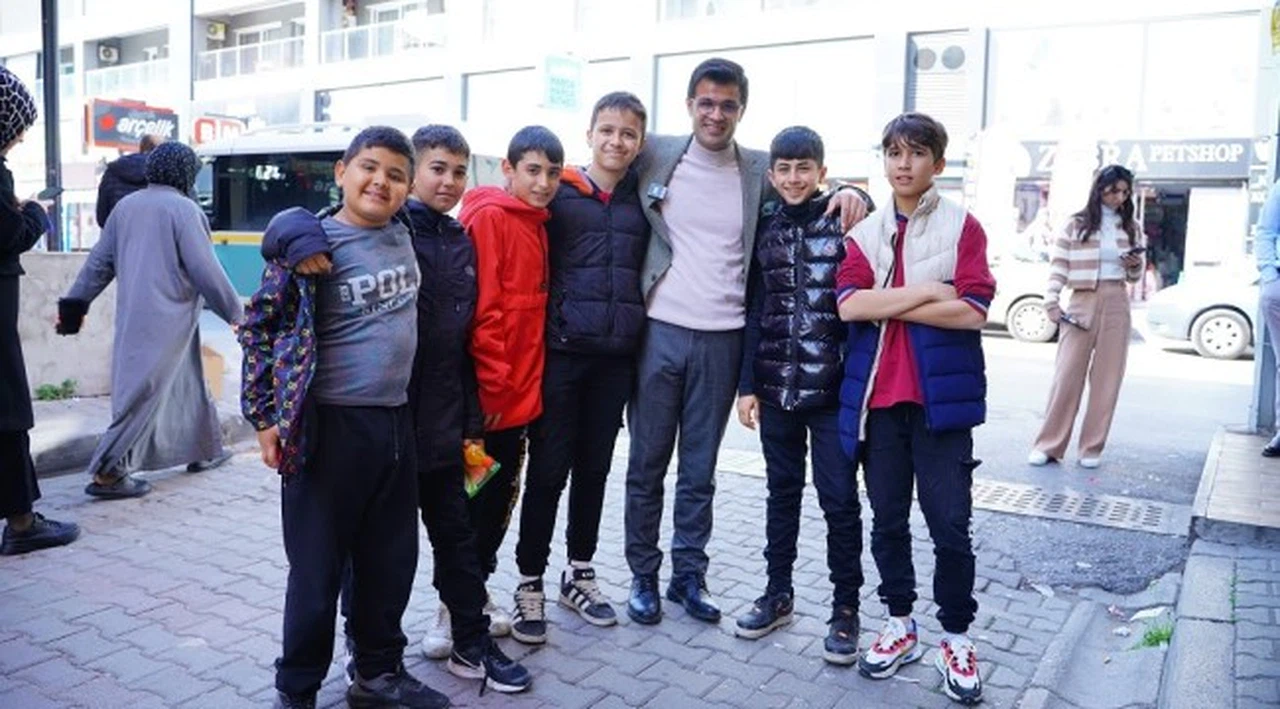 Kırkpınar'dan Bayraklılı gençlere müjde seli