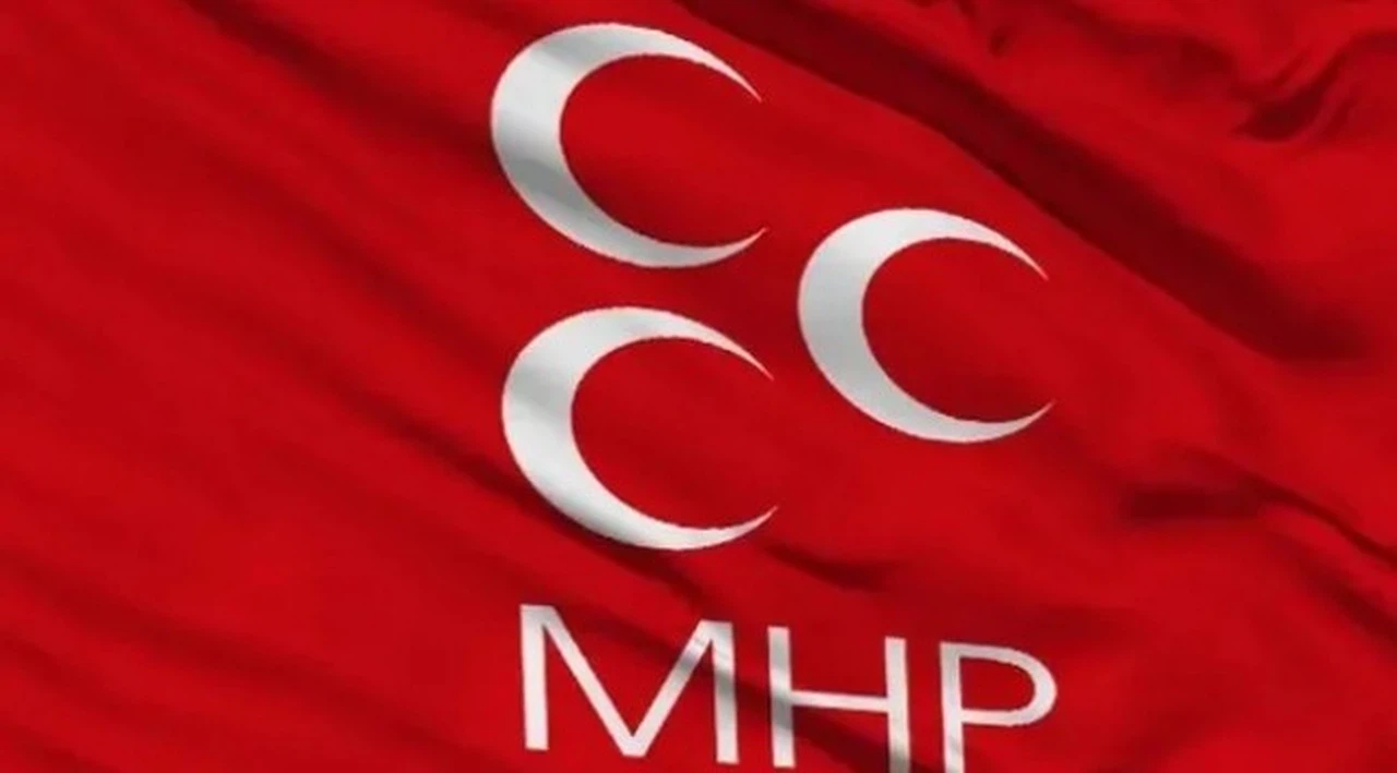 MHP 120 sayfalık süreç raporunu Meclis'e sundu