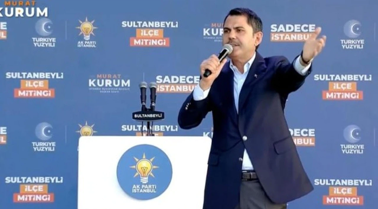 Murat Kurum Sultanbeyli'nin AKP'de olduğunu unuttu: 'Fetret devrine son veriyor muyuz?'