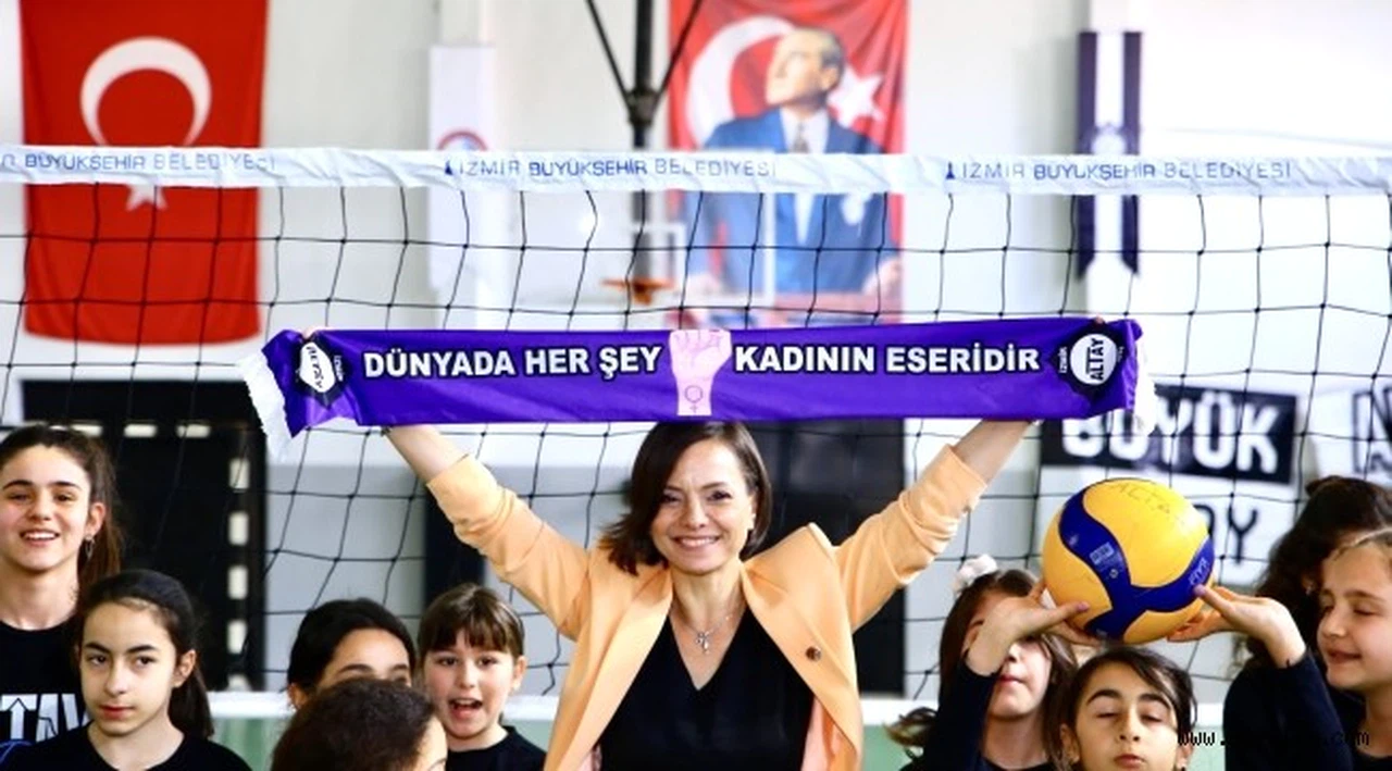 Sandığa atacağımız 1 oy gideceğimiz yolu belirleyecek