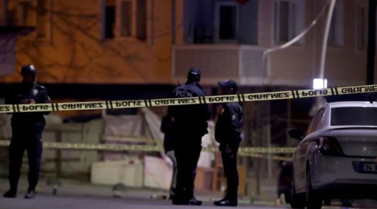 Arnavutköy'de muhtarlık seçimi nedeniyle silahlı kavga: 2 yaralı