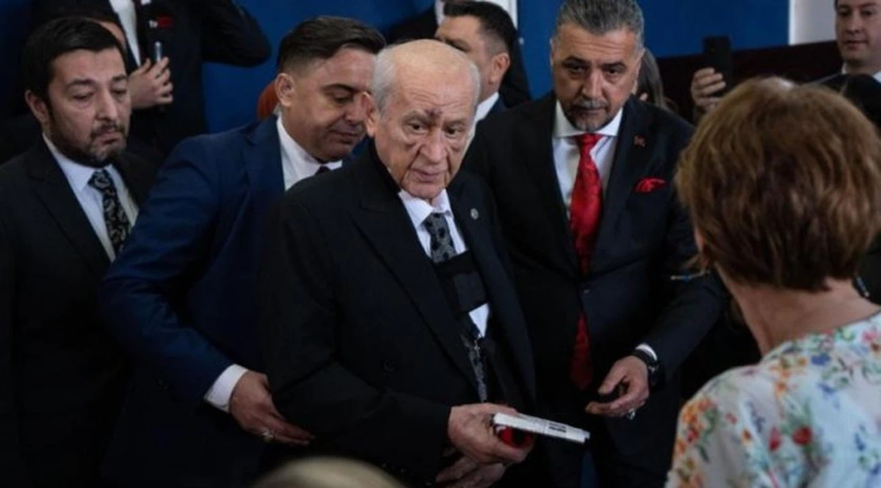 Bahçeli'den seçim sonrası ilk açıklama: 'Türkiye’yi yöneten iktidar değişmemiştir'