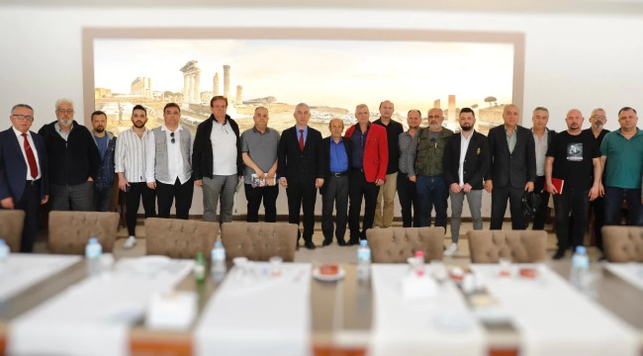 Başkan Çelik, Kuzey Ege bölgesindeki gazetecilerle buluştu
