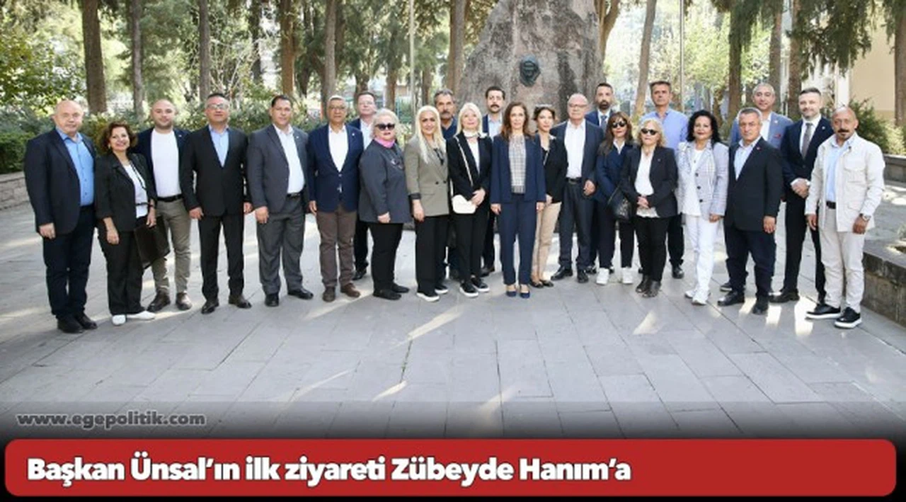 Başkan Ünsal'ın ilk ziyareti Zübeyde Hanım'a
