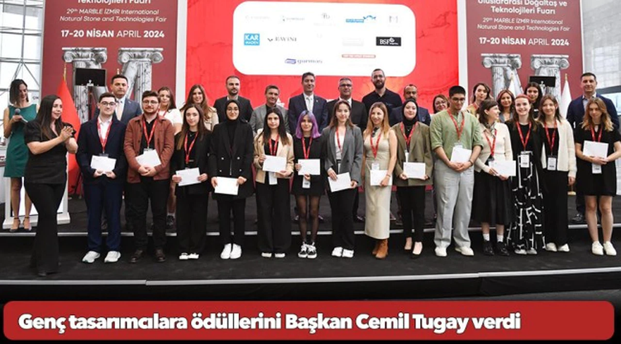 Genç tasarımcılara ödüllerini Başkan Cemil Tugay verdi