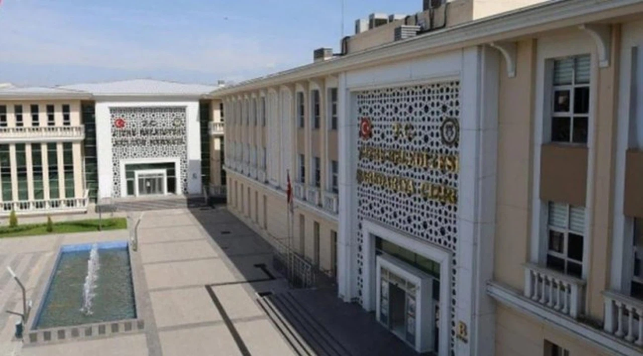 Kayyım belediyesi mazbata tesliminden 1 saat önce 30 milyon TL harcamış