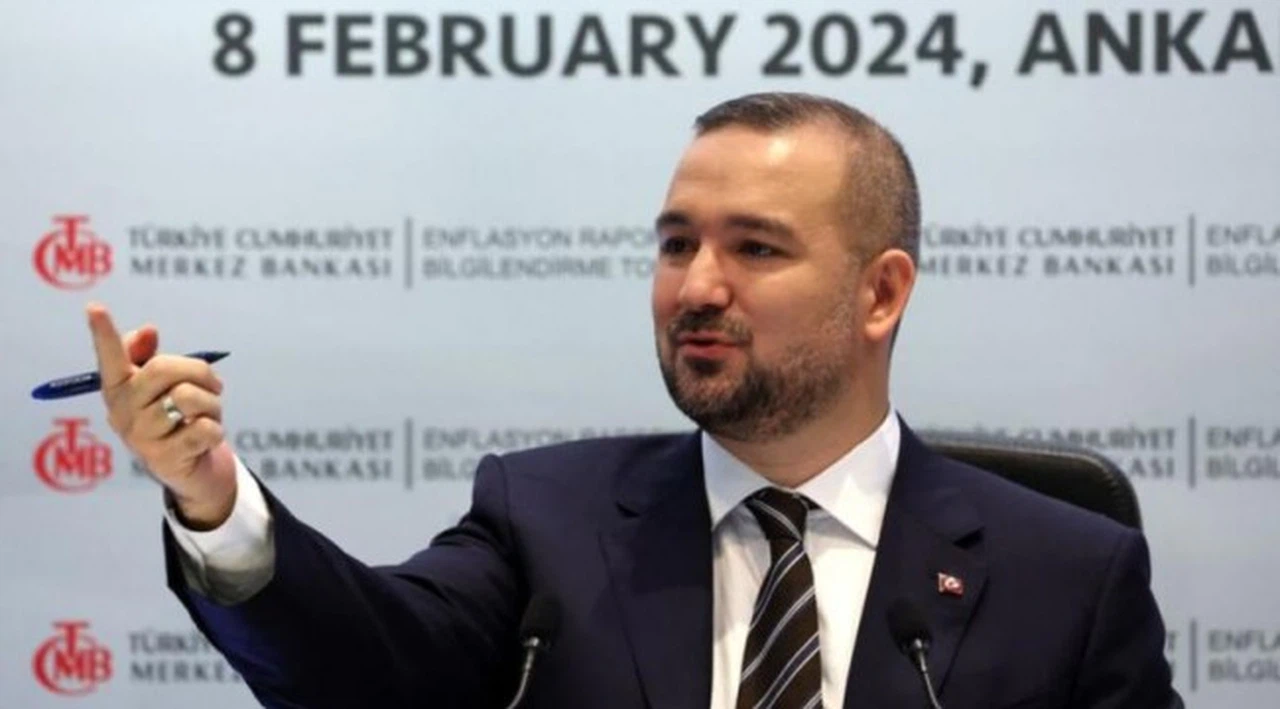 Merkez Bankası patronları rahatlattı: 'Parayı sıkmaya devam'