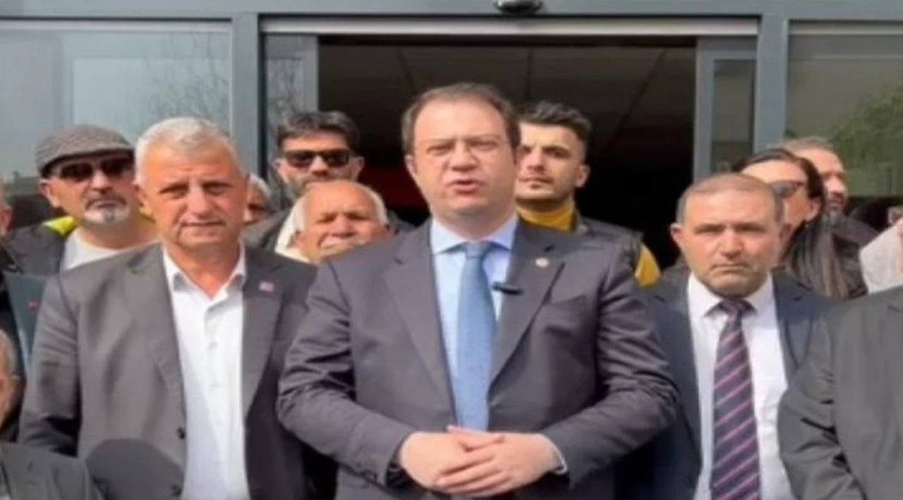 Tuzluca'da CHP'li Kurnaz'ın mazbatası hala verilmedi: 'Halkın iradesine yapılan müdahaleyi kabul etmiyoruz'