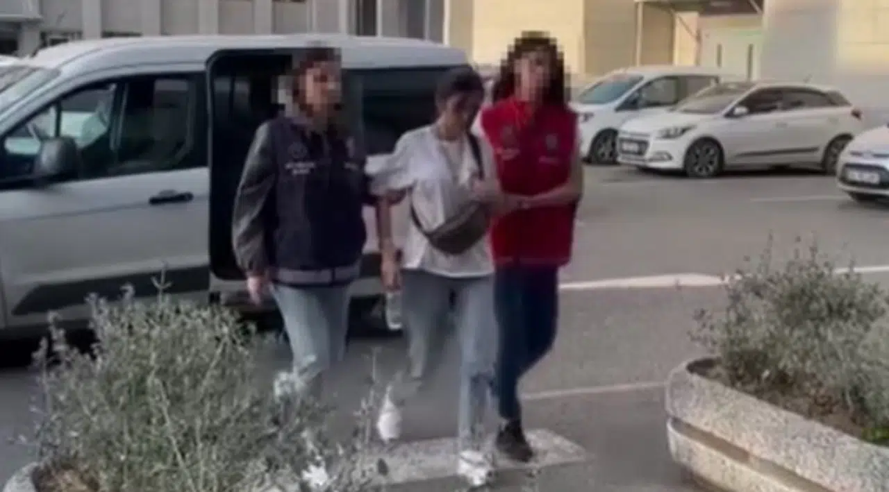 Astrolog Meral Güven gözaltına alındı