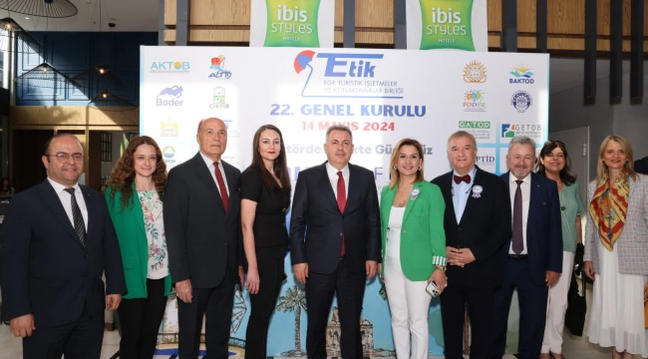 Egeli turizmciler 5. kez Mehmet İşler'le 'Devam' dedi