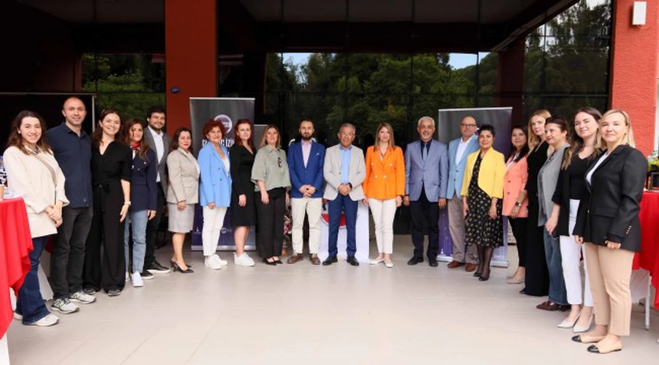 Genç İZİKAD Eğitim Kampı Ege Teknopark’ta yapıldı