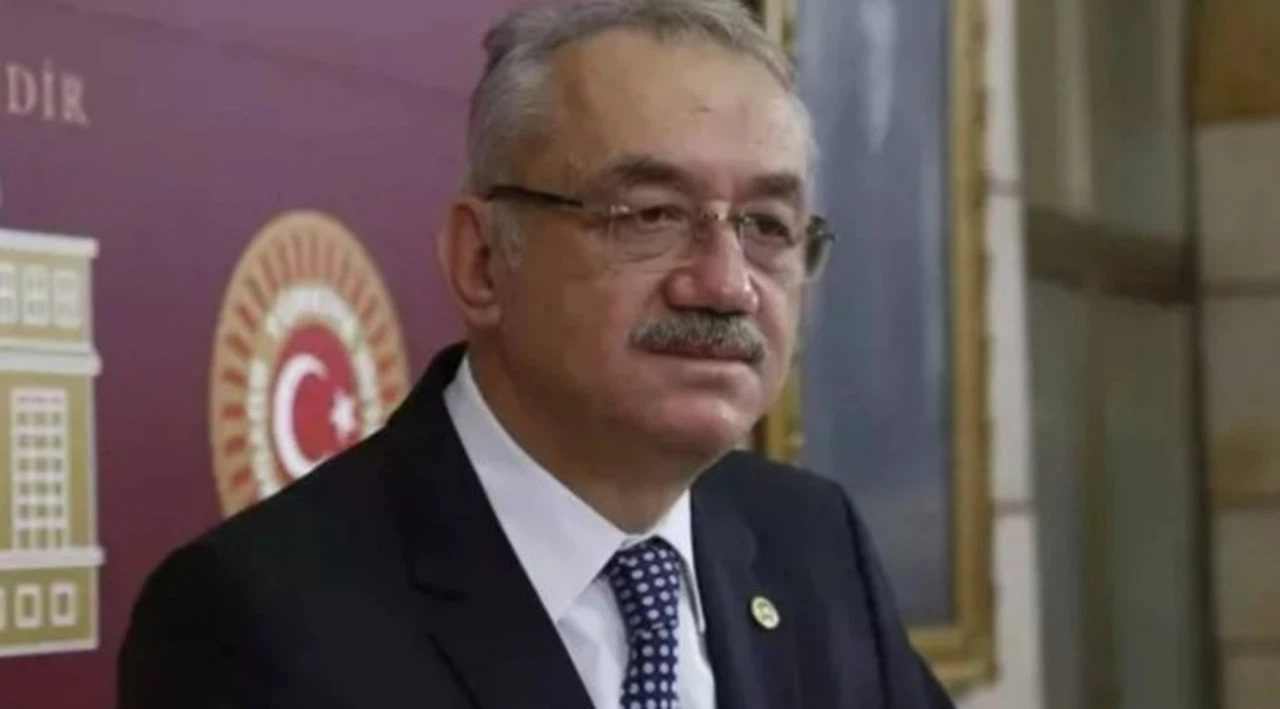 İYİ Parti'nin ilk TBMM Grup Başkanıydı... İsmail Tatlıoğlu, partisinden istifa etti