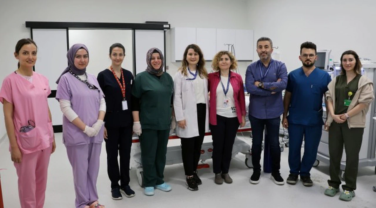 İzmir Şehir Hastanesi'nde Elektrokonvülsif Tedavi (EKT) Uygulanmaya Başlandı.