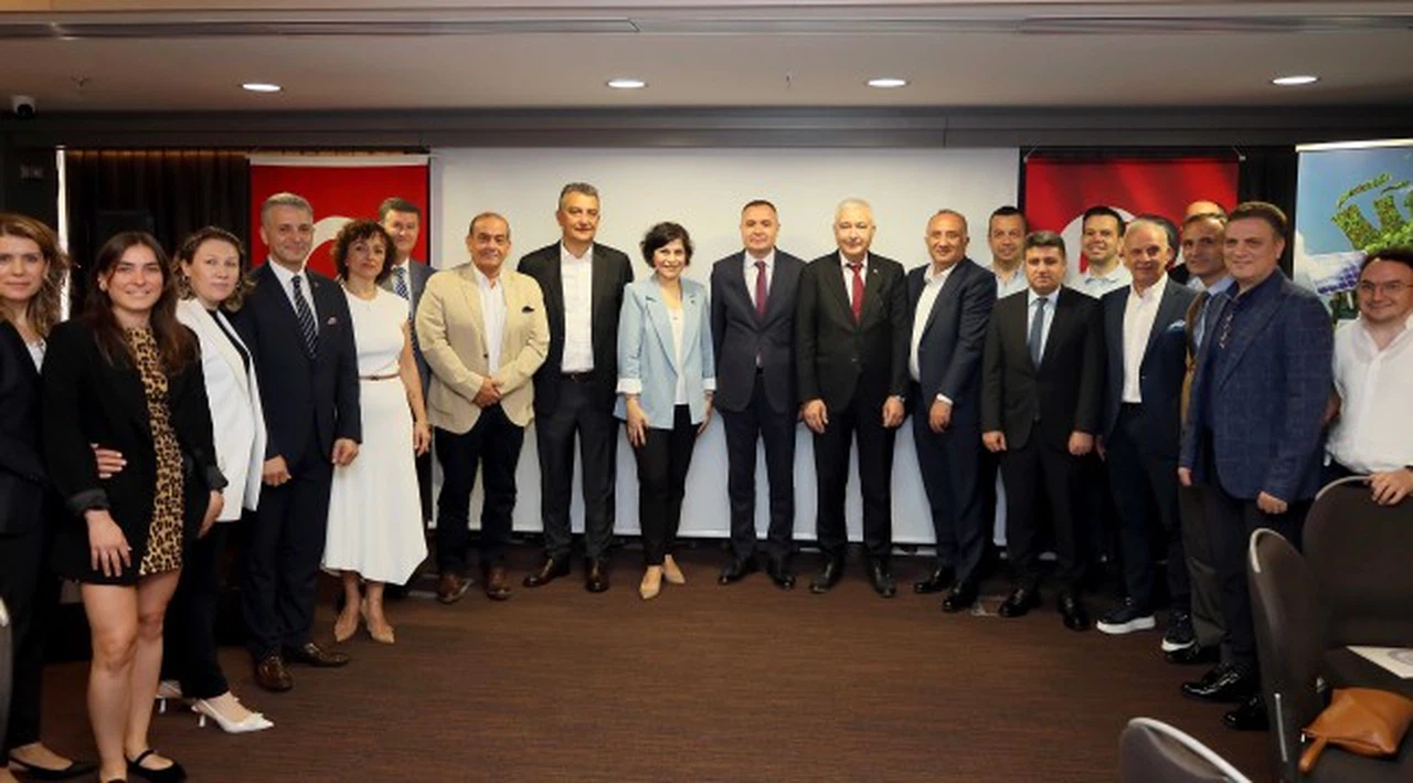 Sanayiciler yatırım ortamının iyileşmesini bekliyor