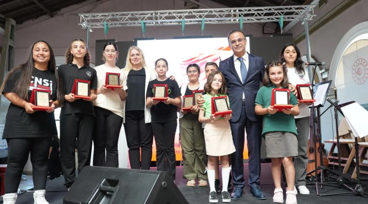 'Dilimizin Zenginlikleri' Projesi Yılsonu Kapanış Programı Gerçekleşti
