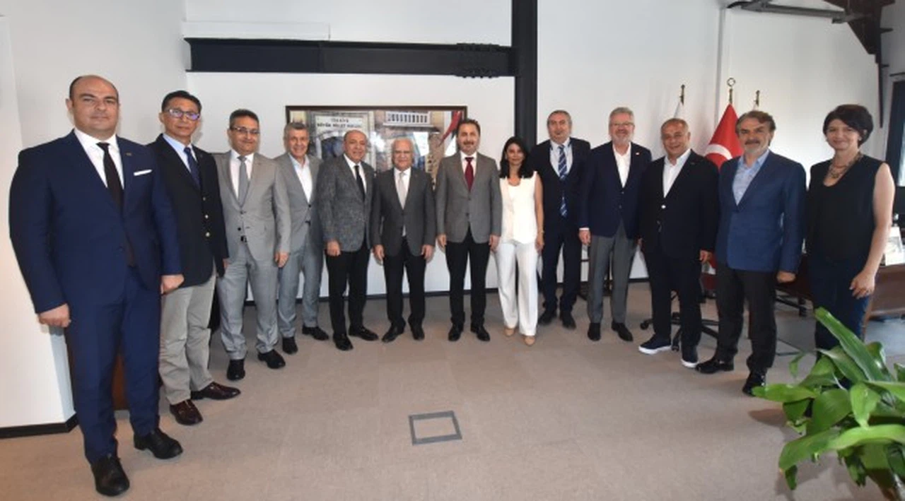 İZSİAD’dan EBSO'ya işbirliği ziyareti