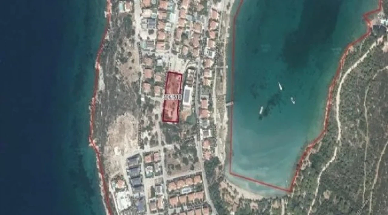Çeşme'de tek kalemde 339 milyon TL'lik satış!