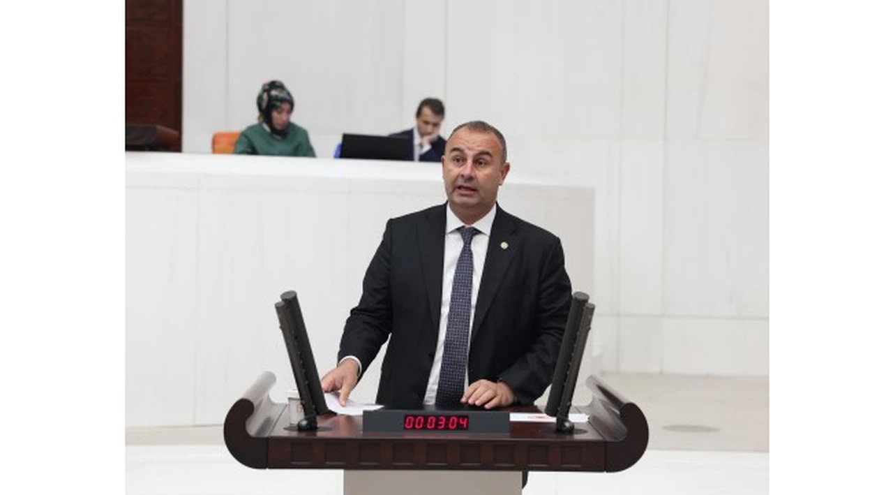 CHP İzmir Milletvekili Ednan Arslan “Murat Kurum, imar aflarının, İliç’in Kaz dağlarının, Akbelenin hesabını versin.”