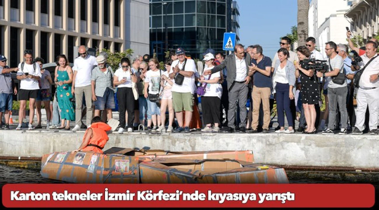 Karton tekneler İzmir Körfezi’nde kıyasıya yarıştı