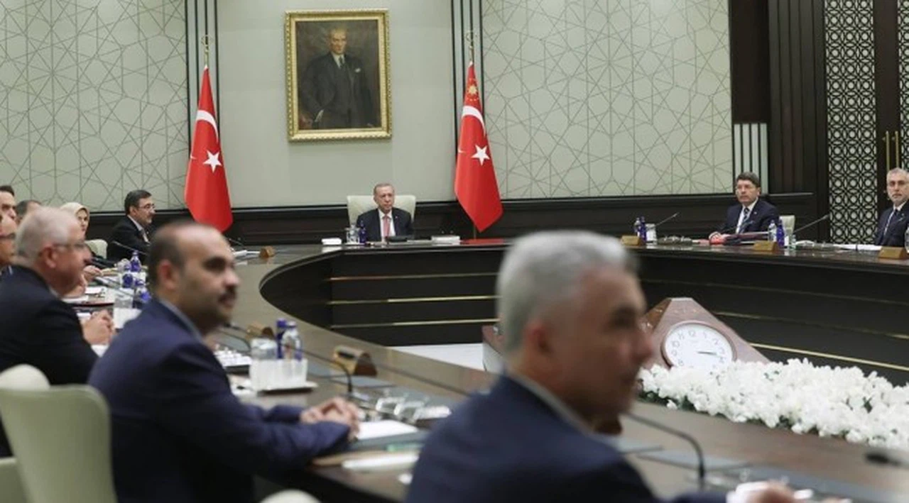 Kabine bugün toplanıyor: Gündemde hangi konular var?