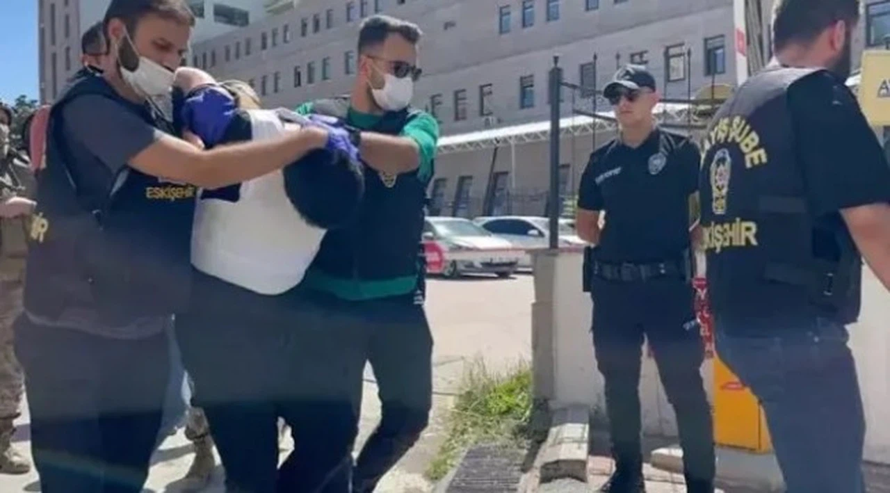 Eskişehir'de bıçakla 5 kişiyi yaralamıştı! Tutuklandı!