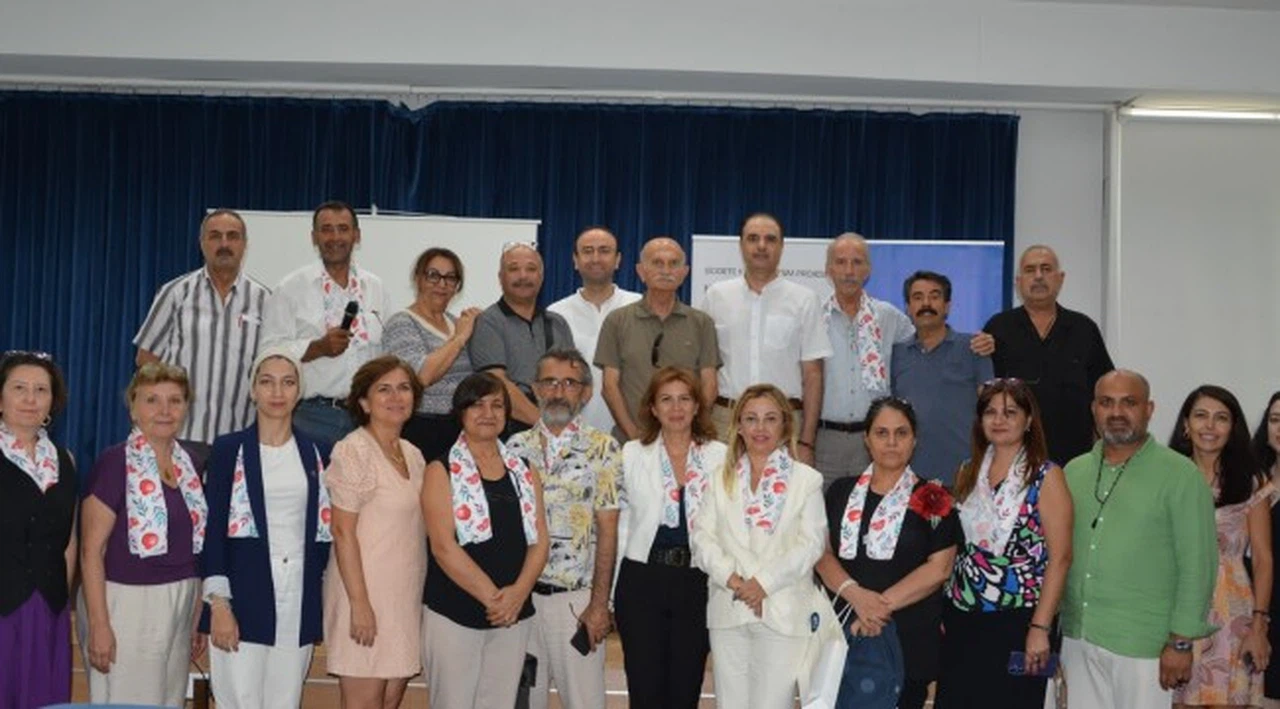 "Karabağlar'ı şiddete kapattık", İGC’den Karabağlar muhtarlarıyla Nar dayanışması