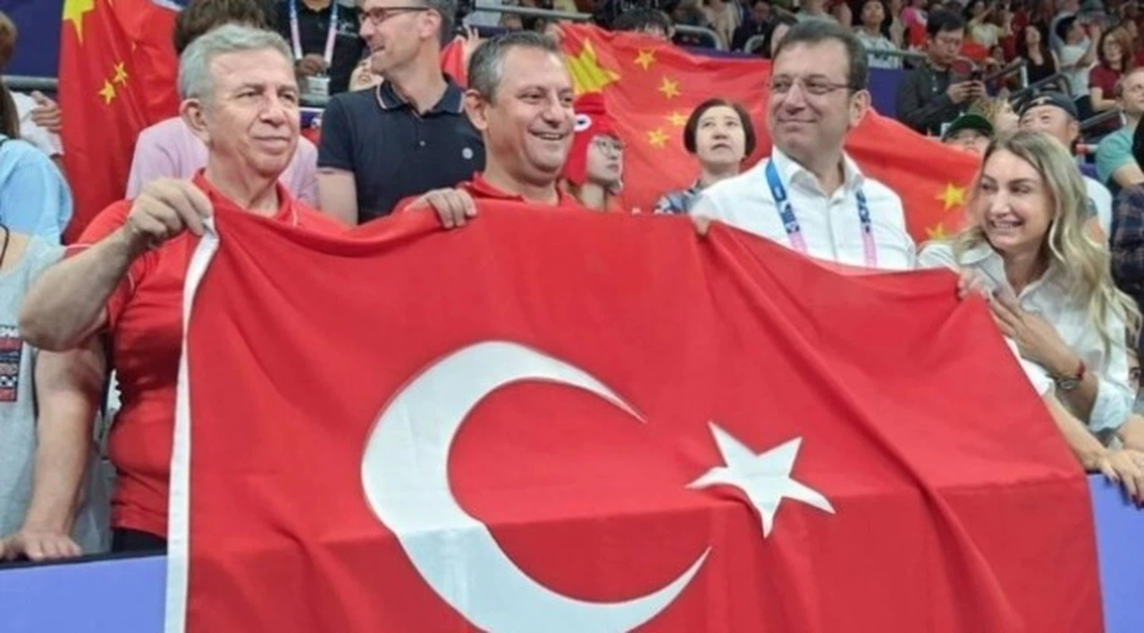 Mansur Yavaş'tan Paris Açıklaması: Harcamalarımı Kendi Cebimden Yaptım