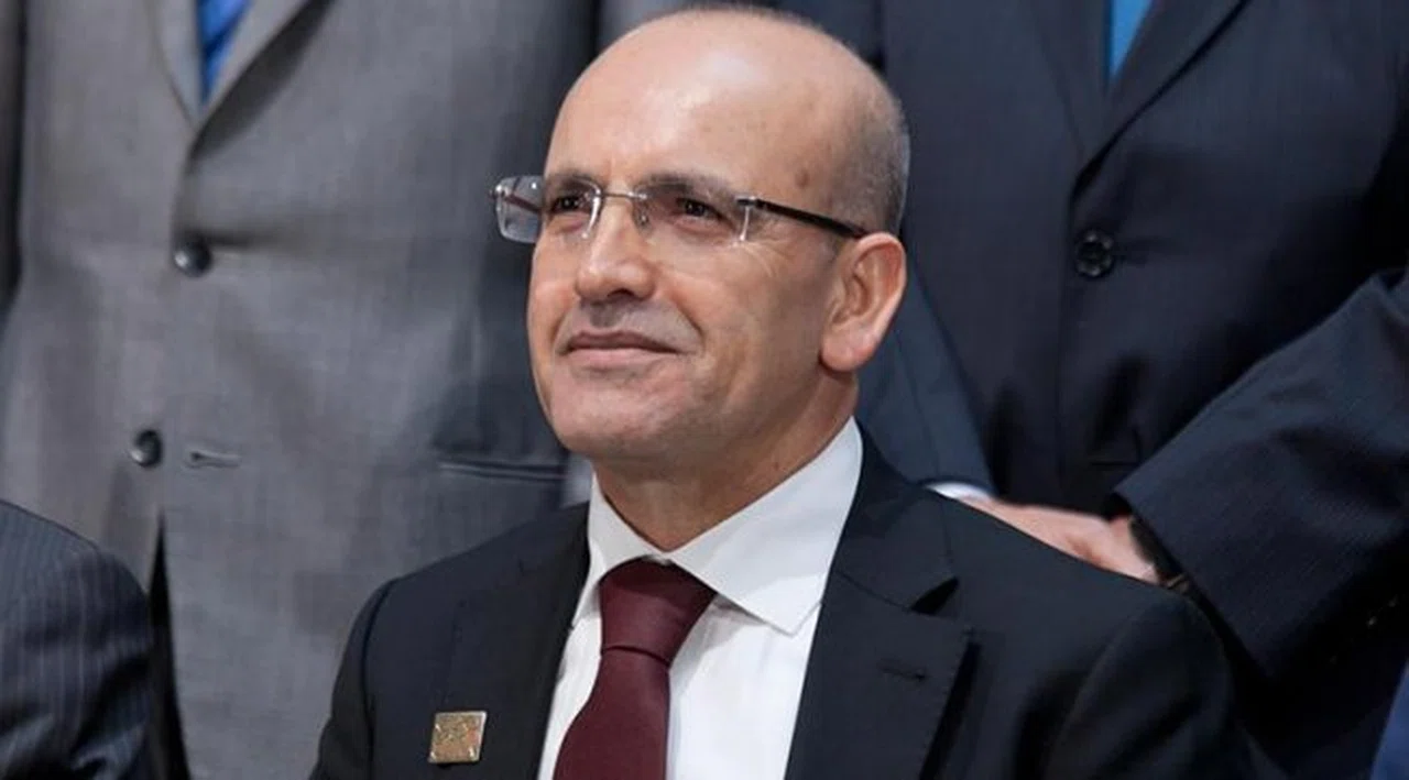 AK Partili vekiller, kredi kartlarından alınması tartışılan 750 lira için Şimşek'ten 'hesap sormuş'