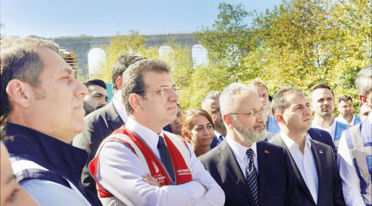 İmamoğlu: Makamına gider çayını içerim
