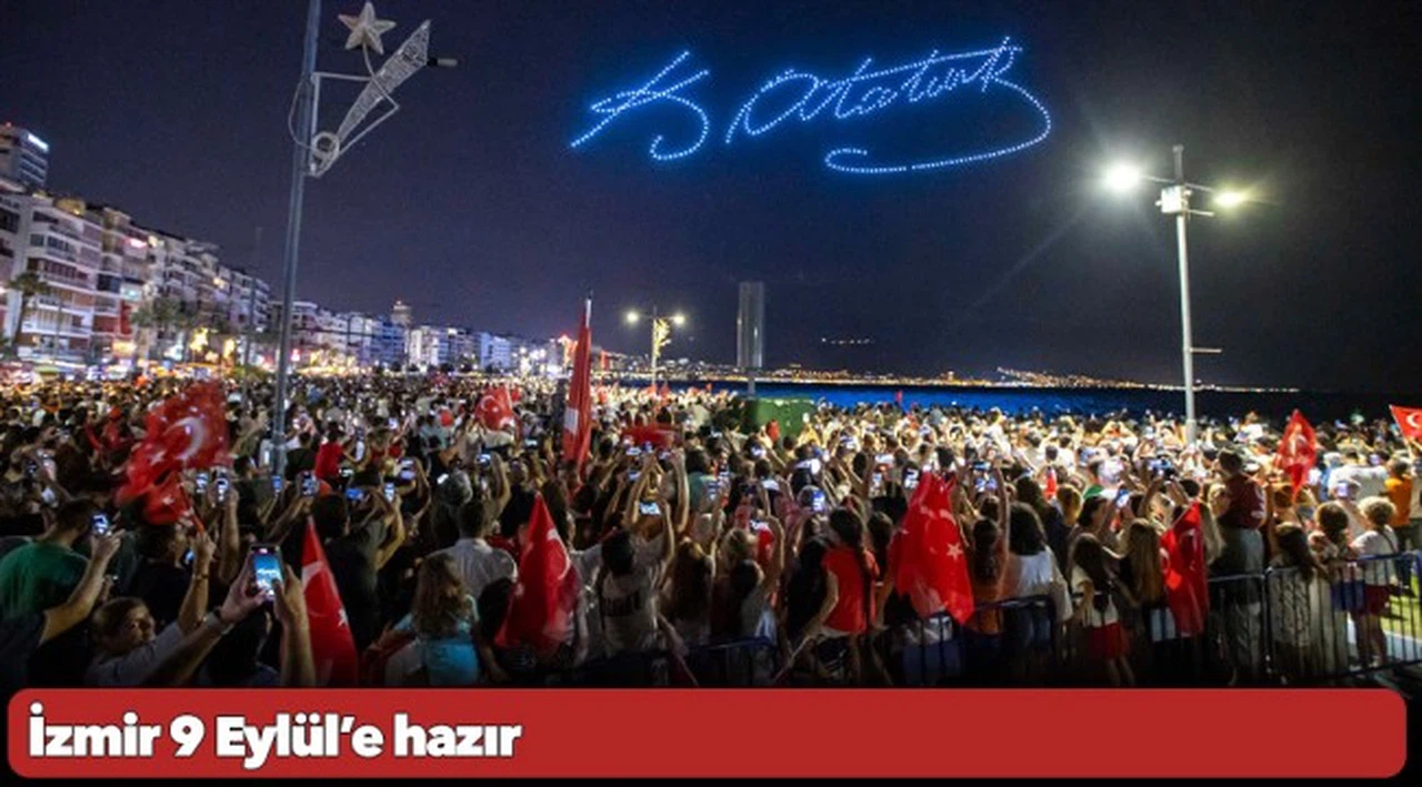Sabah Zafer Yürüyüşü, akşam Fener Alayı ve Haluk Levent konseri