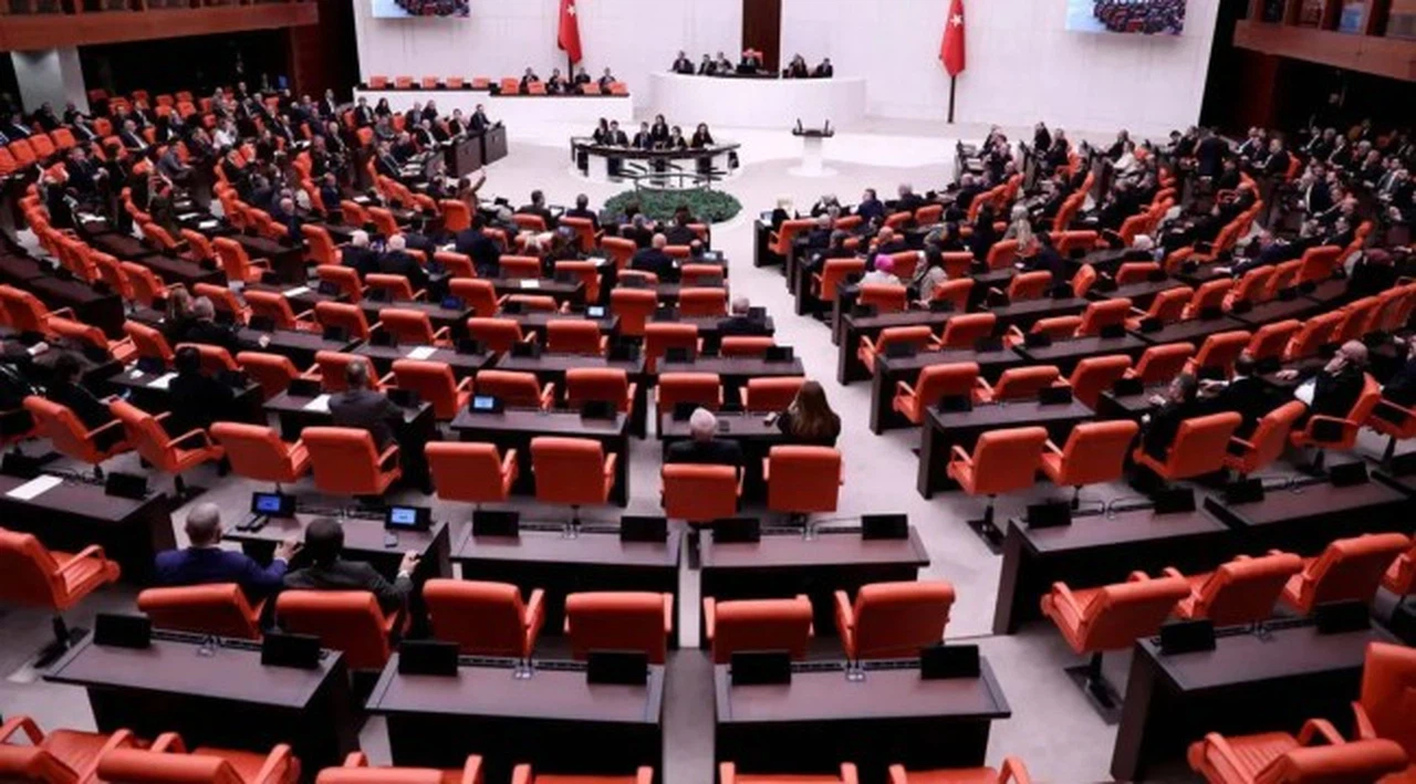 750 TL’nin kesileceği tarih belli oldu: Kredi kartı iptal edilse de iade yok!