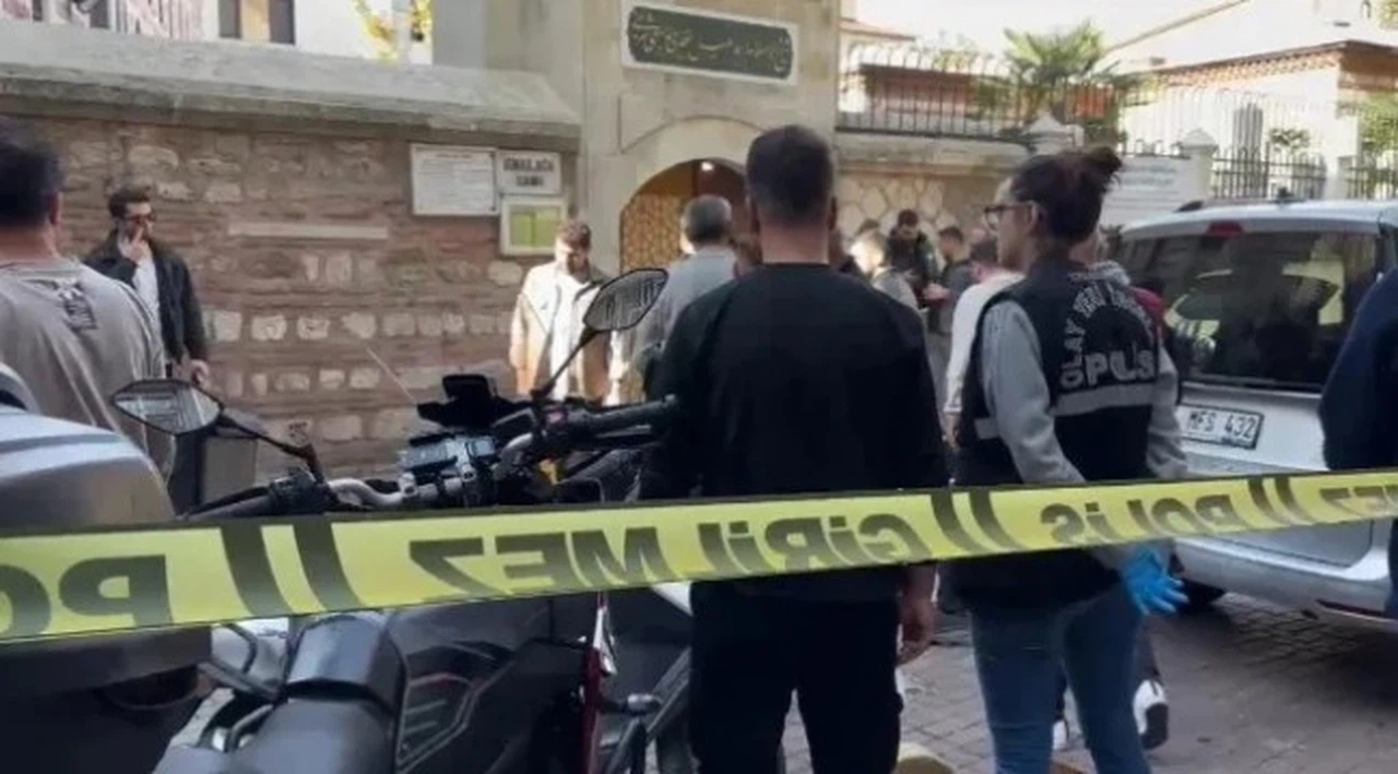 İsmailağa Camisi önünde silah sesleri: Cuma namazı çıkışı ateş açıldı