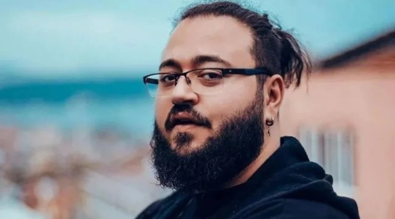'Müstehcenlik' suçlamasıyla yargılanan 'Jahrein' beraat etti