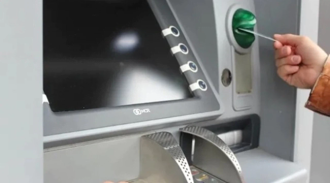 ATM'lerde yeni dönem: Sahte dolar iddialarına karşı yeni önlem